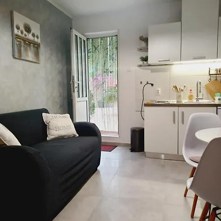 Apartment Mira Trogir